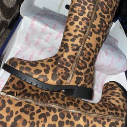 Cheetah Girl Little Boots