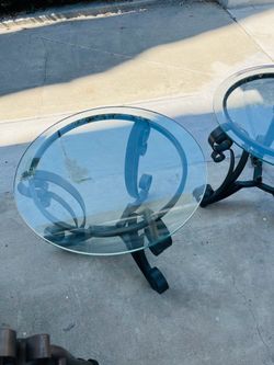 2 Coffee tables