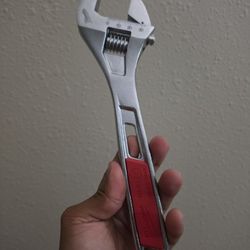 10 Inch Adjustable Wrench