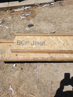 Vigas de madera de 20 pies