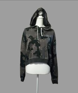 Nike Camo Cropped Pullover Hoodie_ large