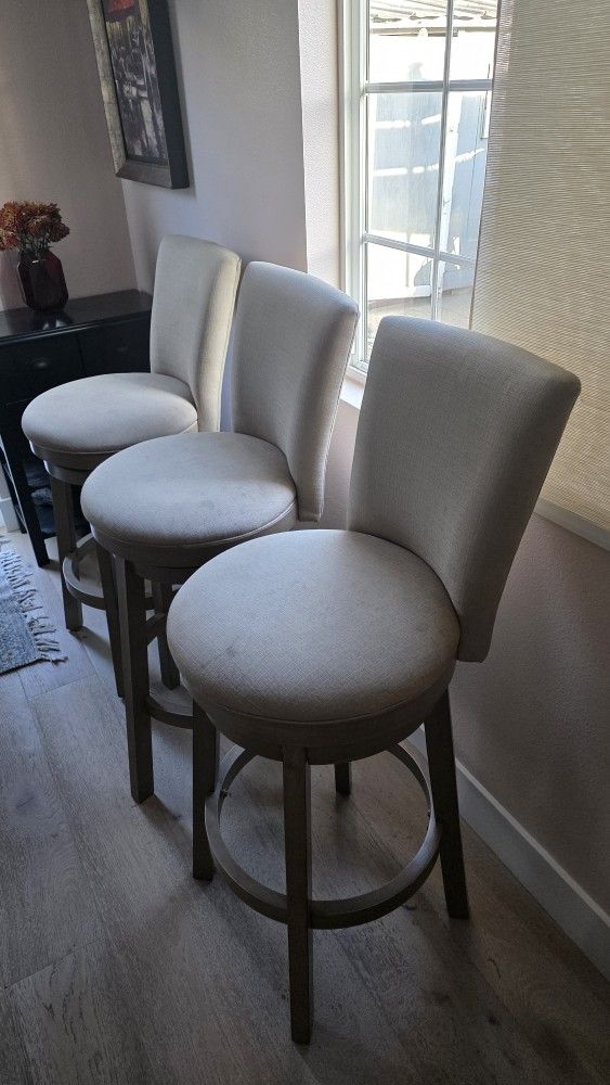 3 Cloth Swivel Stools