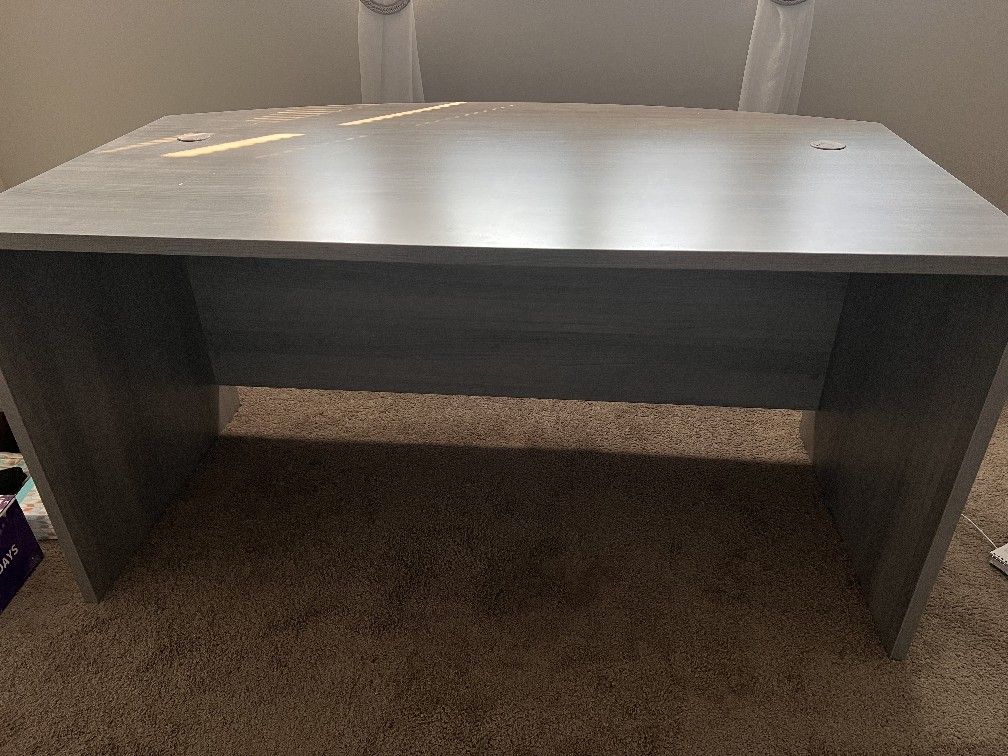 Free Desk