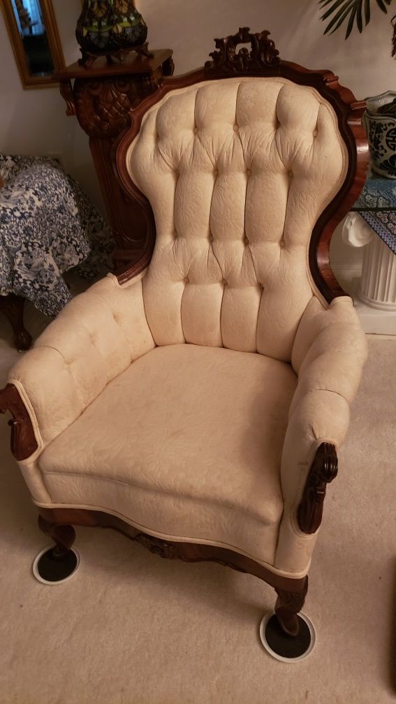 Antique Chair for Sale in Vancouver, WA - OfferUp