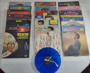 21- Elvis Presley Album Vinyl Lot. & Elvis Presley Moody Blue Visual Clock