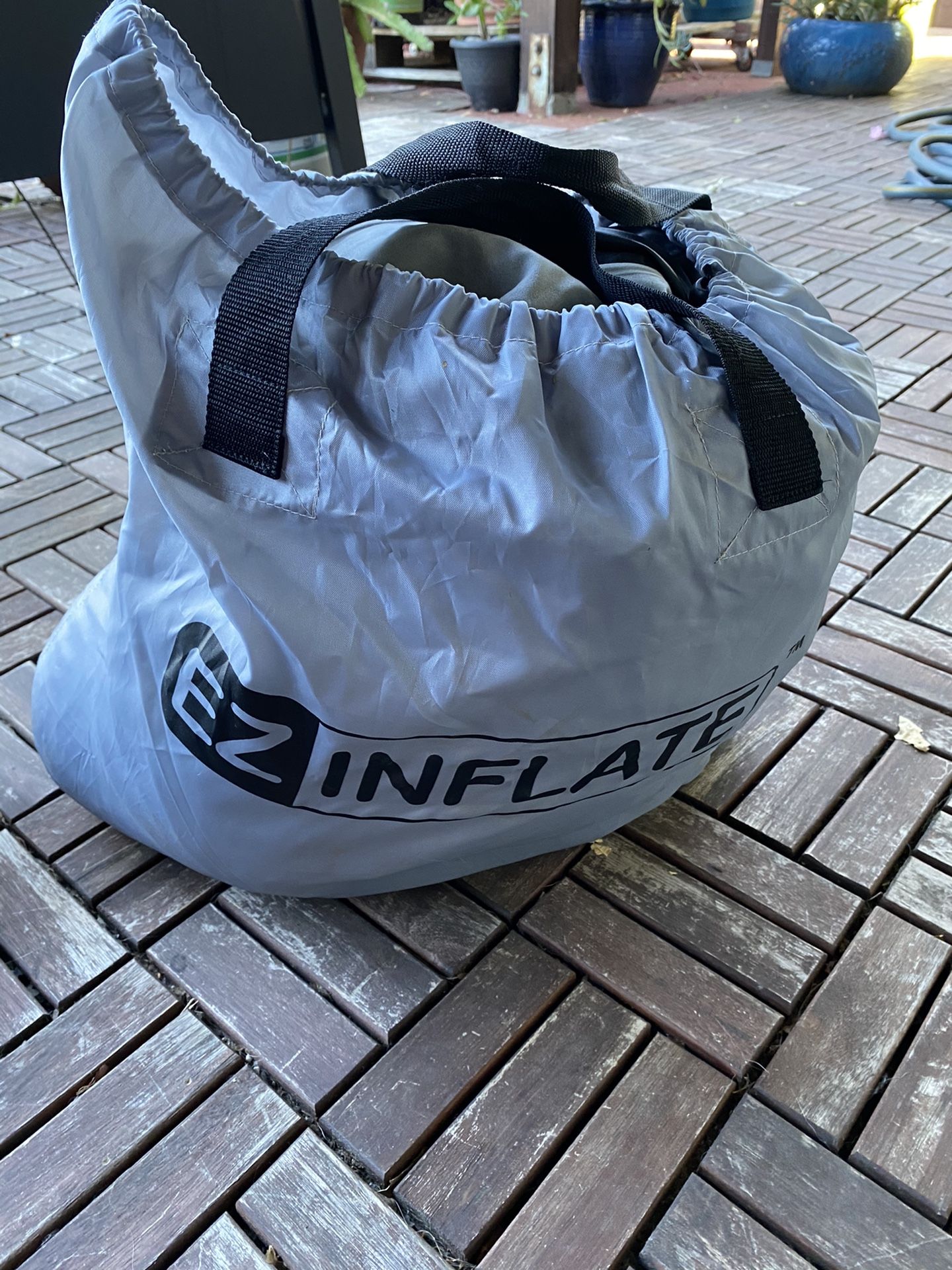 Full size air mattress