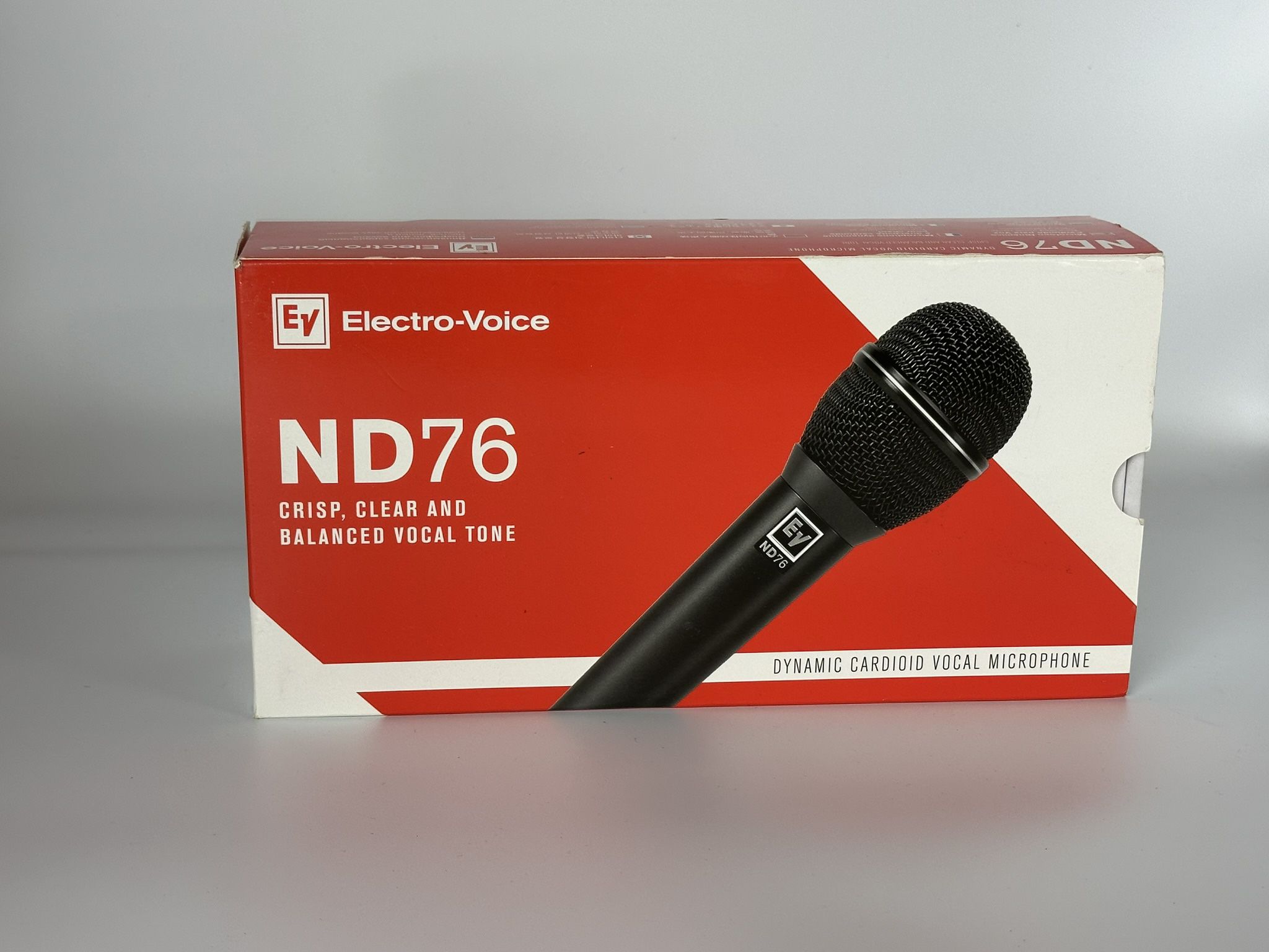 Electro-Voice ND76 Dynamic Cardioid Vocal Microphone 