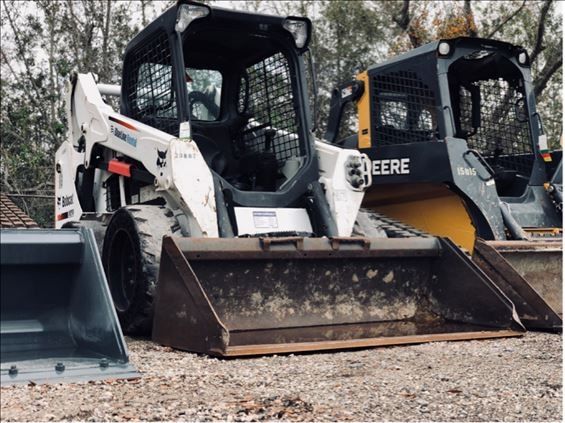 SKID STEER LOADER Bobcat S570