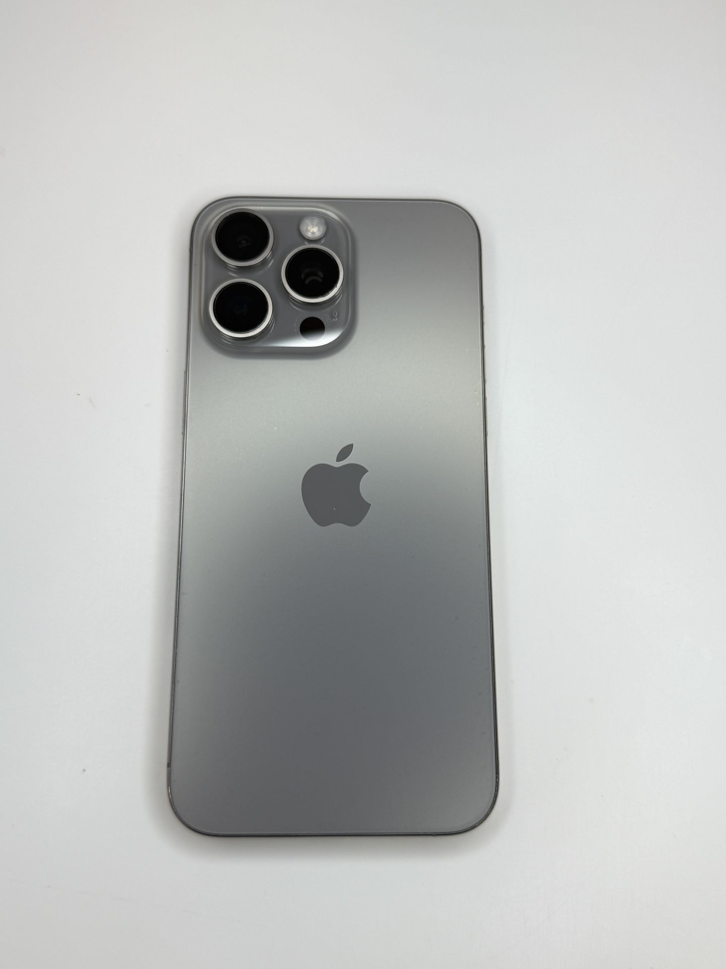 Apple iPhone 15 Pro Max 256gb NATURAL TITANIUM Unlocked