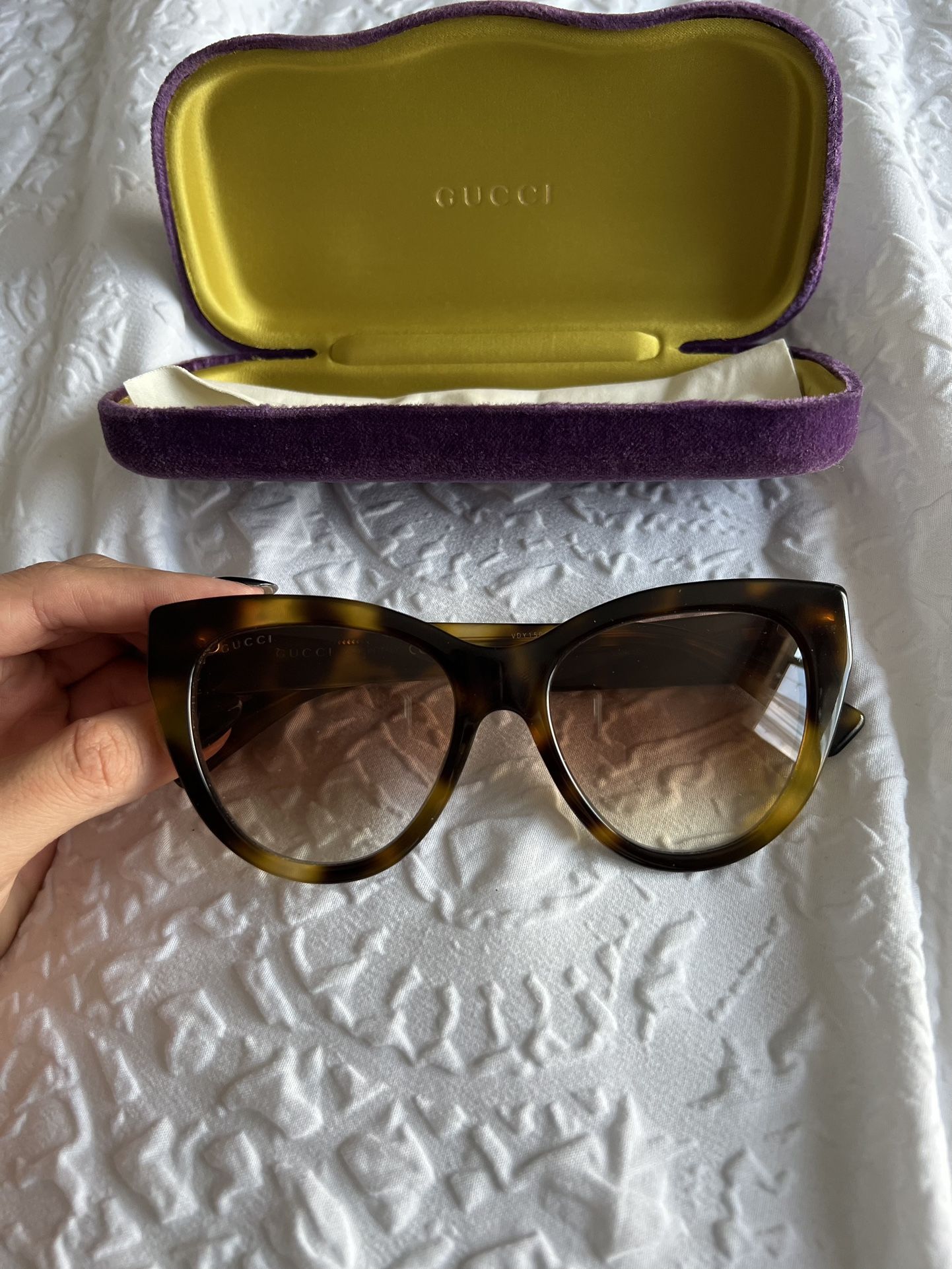 Gucci Sunglasses “Havana Cat Eye”
