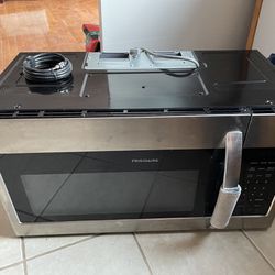 30” Frigidaire over The range microwave 