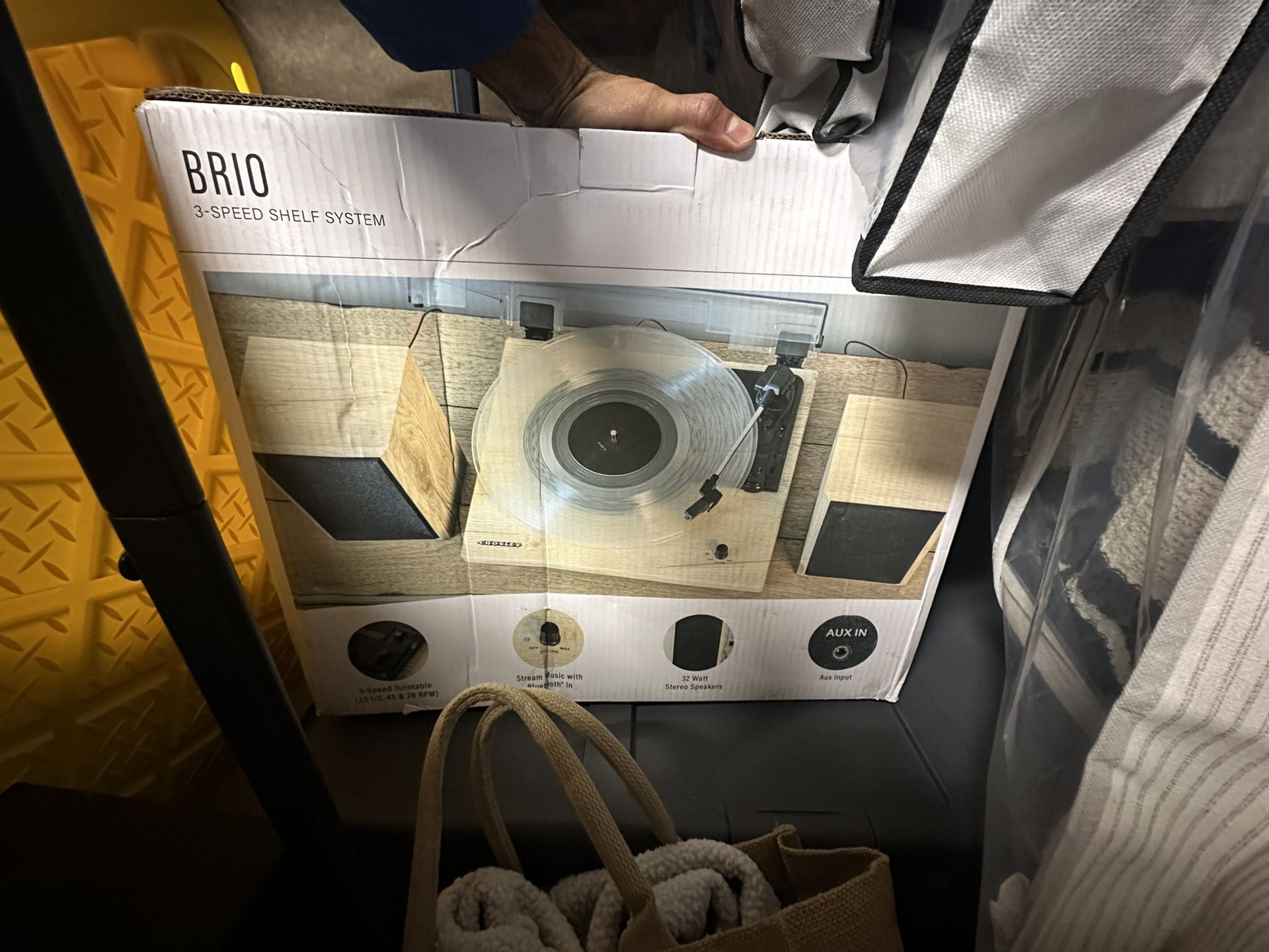 Brio Record Player with Speakers 