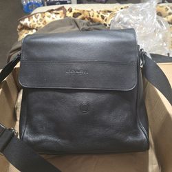MENS COACH MESSENGER BAG