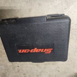 Snap on battery impact gun