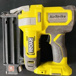 Ryobi ONE+ 18V 18-Gauge Cordless AirStrike Brad Nailer 