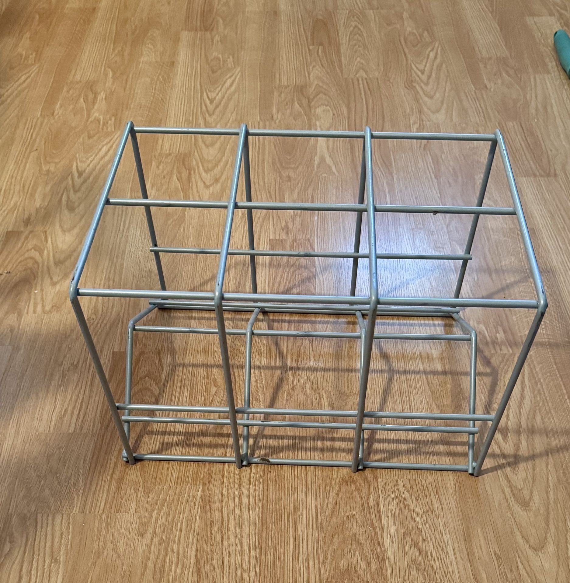Oxygen Cylinder Rack