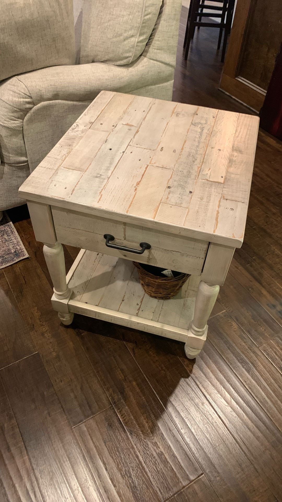 Ashley PREMIUM Side Table With Drawer