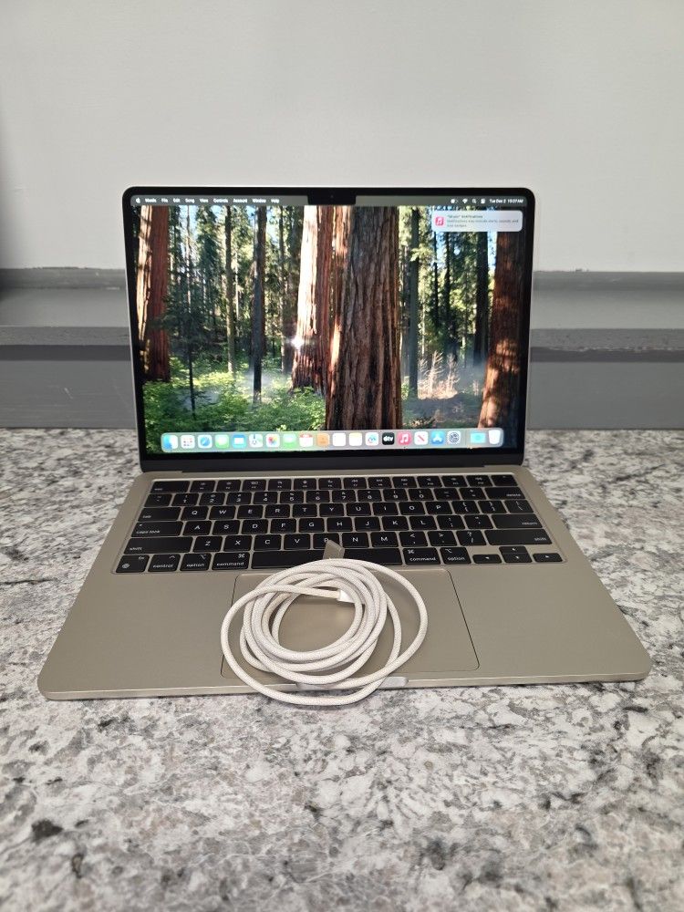 MacBook Air 2022 A2681 24 Cycle Count