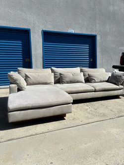 Harmony Light Taupe Couch from West Elm 🛻Delivery Available🛻