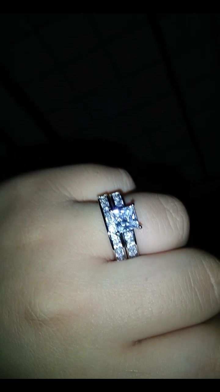 Pandora wedding and engagement ring size 8