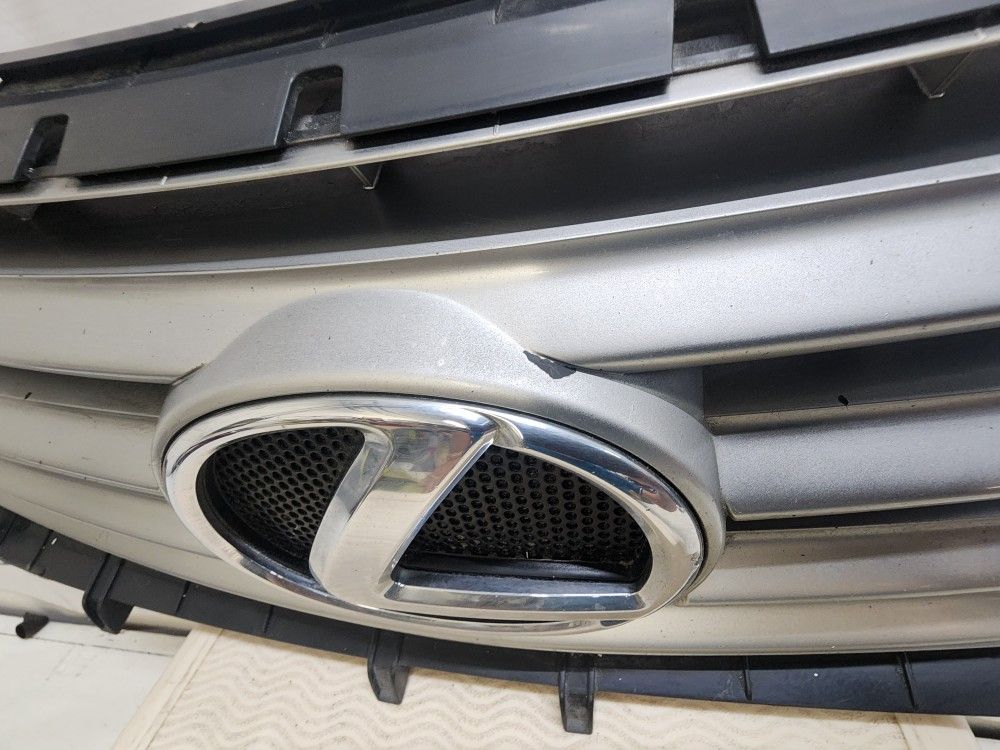 Front Driver Side Upper Bumper Bracket For 2010-2012 Lexus ES350 - Evan-Fischer, Part # 5211633090