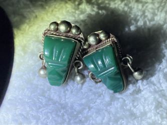 VINTAGE MEXICO .925 Sterling Silver Carved Face Green Onyx Screwback 