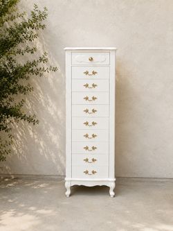 Pearl Cottage • Nine-Drawer Lingerie Chest