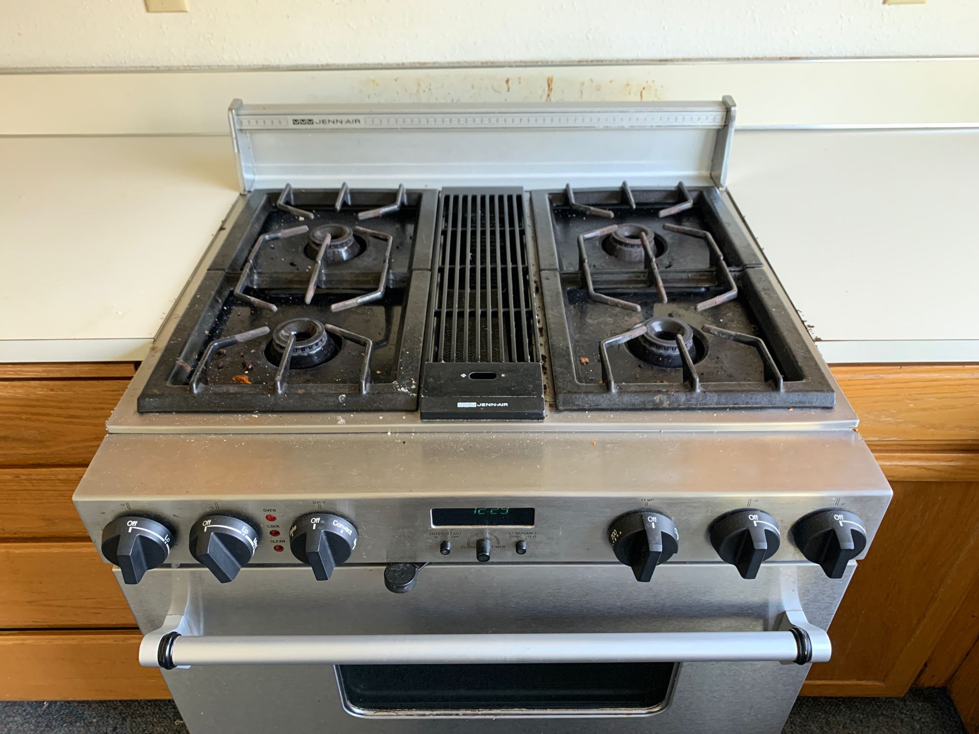 JennAir downdraft gas range & oven for Sale in Kent, WA OfferUp