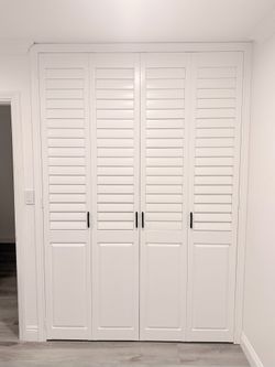 FREE Hard Wood Shutters (ESTIMATES & SAME DAY PRICING)- Custom, Interior, Window Treatments. Persianas de Madera. Se Habla Espanol.