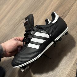 COPA MUNDIAL CLEATS