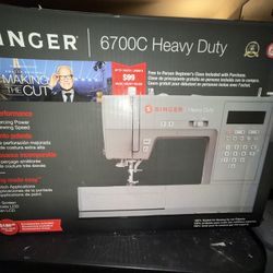 Singer 6700C Heavy Duty Sewing M
