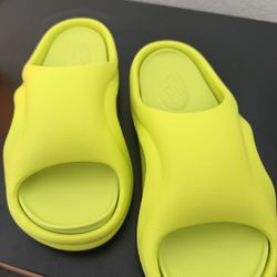 Skylrk Beach Slides Fizz 