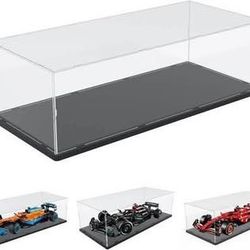 New clear acrylic display case