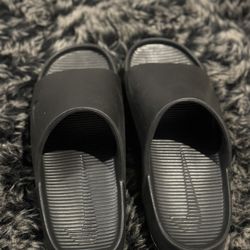 Nike Slides 