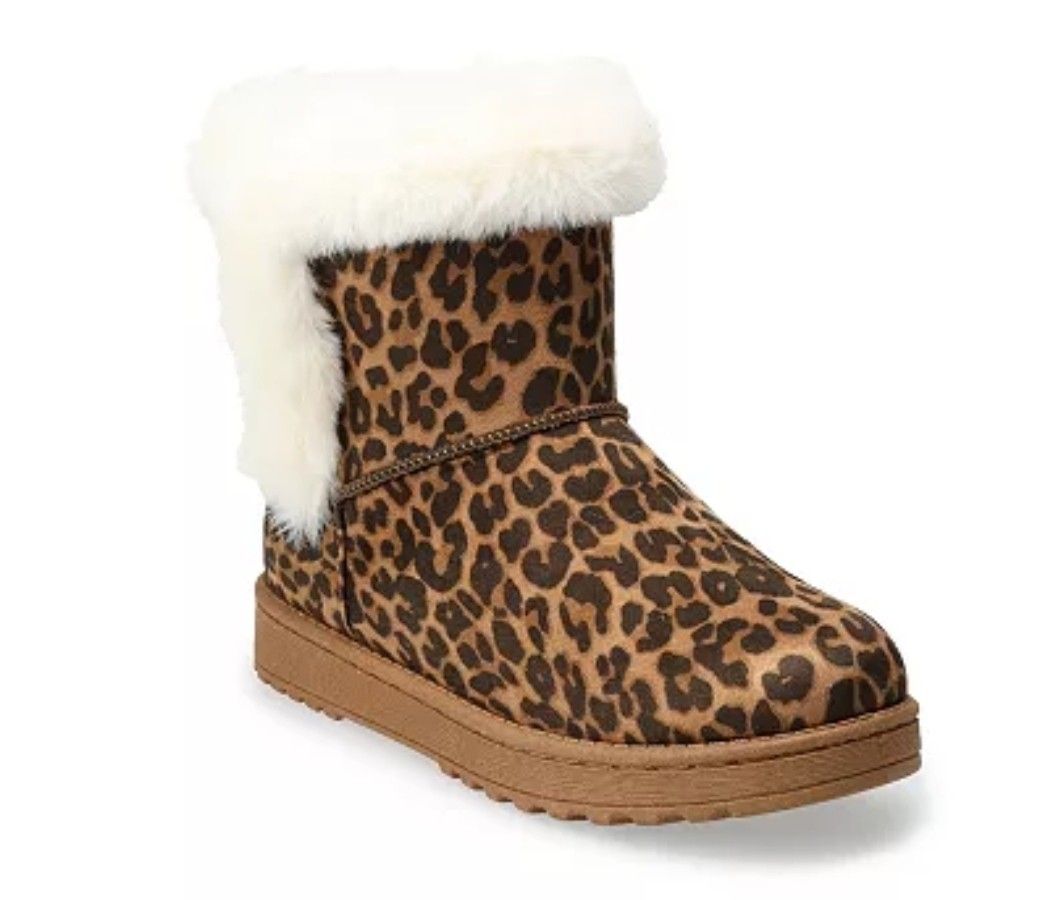 SO® Paulina Women's Faux-Fur Winter Boots
by SO
..size 9