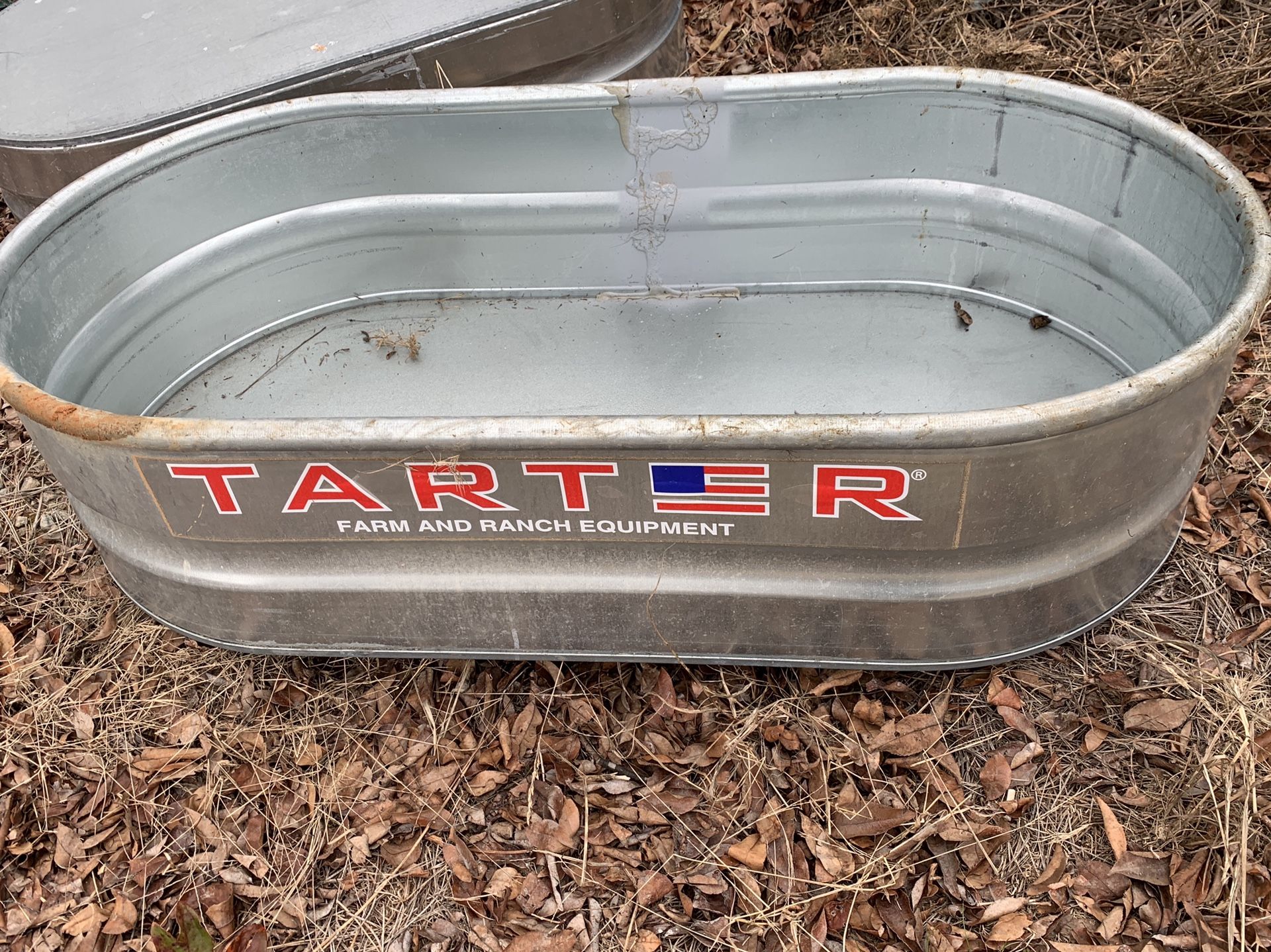 Tarter Oval Versa 40 gal 2’ x 4’ x 1’ Galvanized Stock Water Tank Cattle Trough