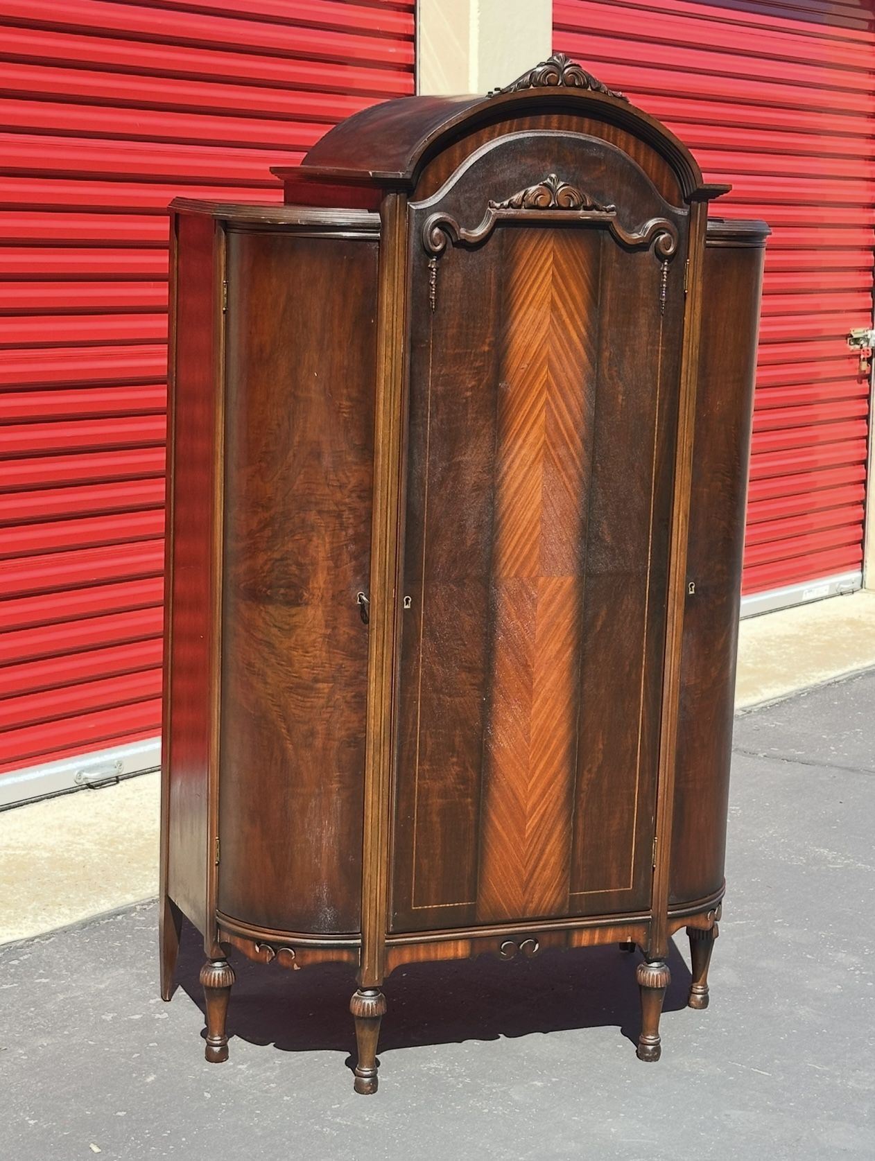 Armoire