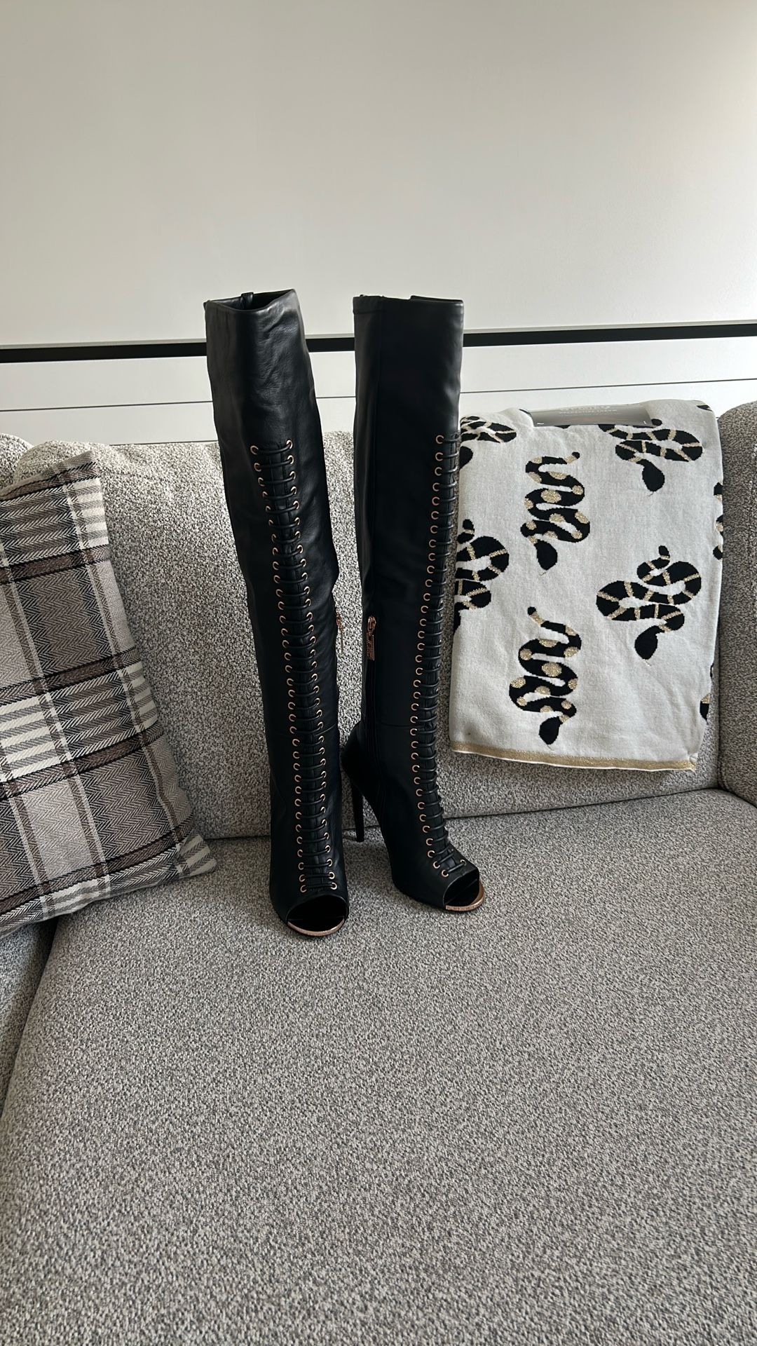 Ivy Kirzhner Thigh High Boots Size 6.5