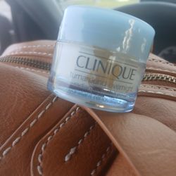 Clinique Cream