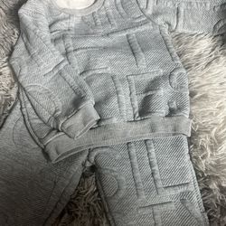 Conjunto De Jogger Y Sweater 2-3Y