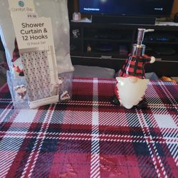 🆕️  15 PIECE GNOME BATH SET INCLUDES MEMORY FOAM BATH RUG, SOAP DISPENSER, SHOWER CURTAIN & HOOKS