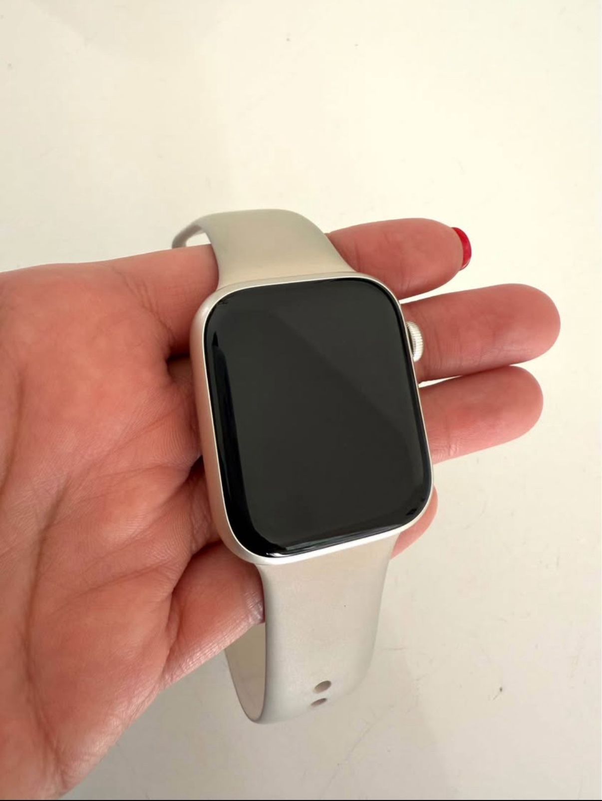 Apple Watch Series 8- 45mm 