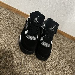 Jordan 4 Retro White Thunder 