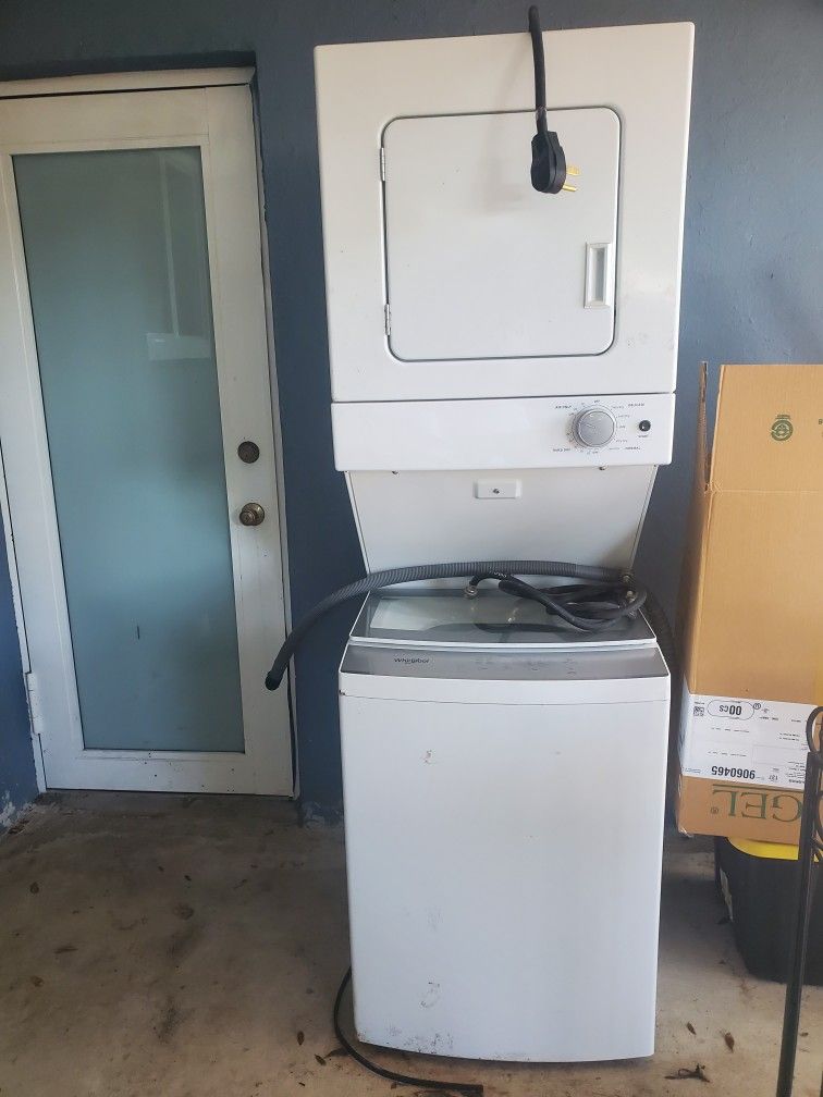 Whirlpool Washer & Dryer Combo