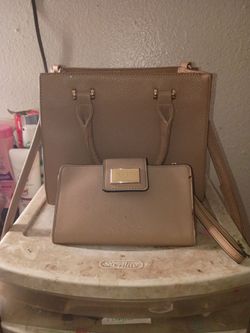 Guess purse