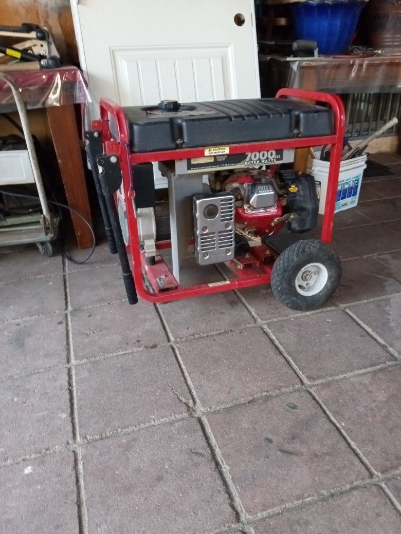 7000 Watts Generator $400. OBO
