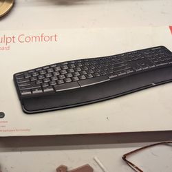 Microsoft Sculpt Comfort Keyboard 