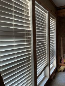 Blinds, Faux Wood 2.5” Slat, Width 27.5-in x 72-in, White, Corded, $10 each. I have 3 left