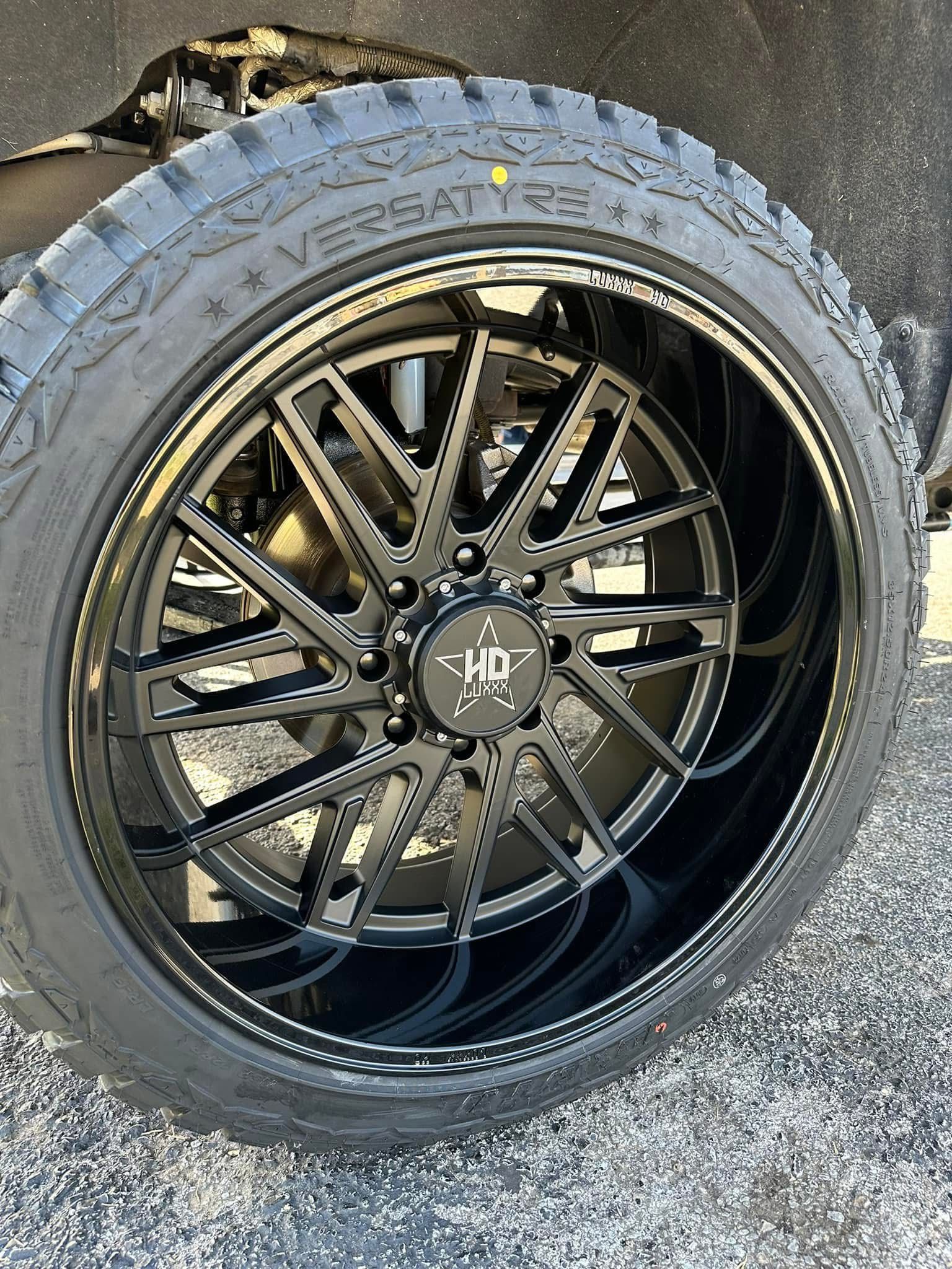 SATIN BLK HD LUXX