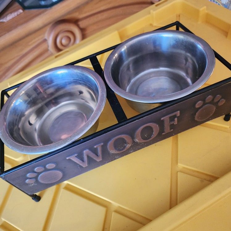 Woof DOG PET FOOD/WATER DISH Stand